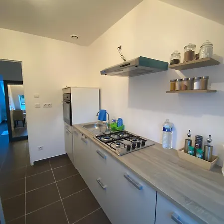 Proche De L'entree Des 24h Le Mans